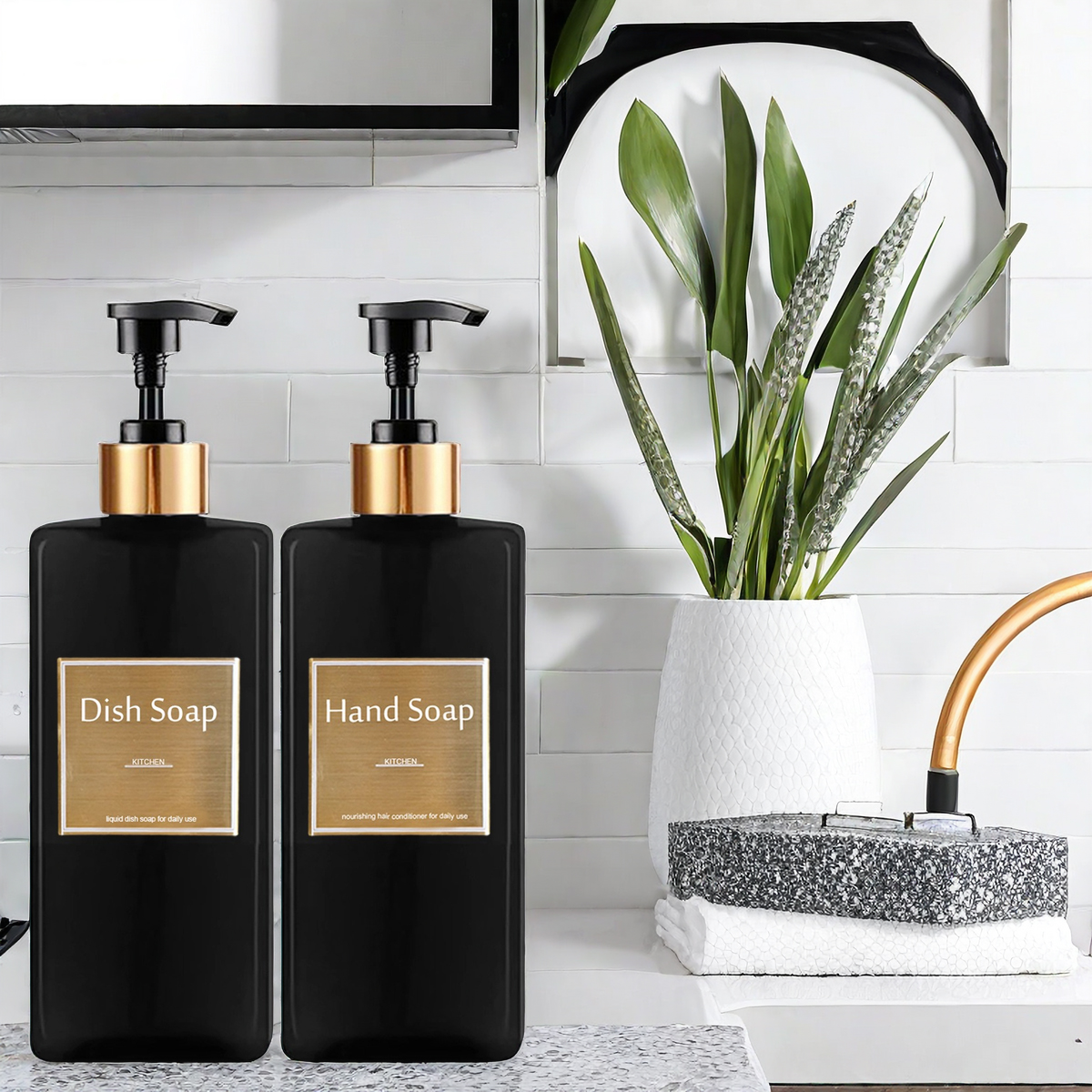 Shower Soap Dispenser Set Refi - Kitchen Appliances Set recensione e prezzo