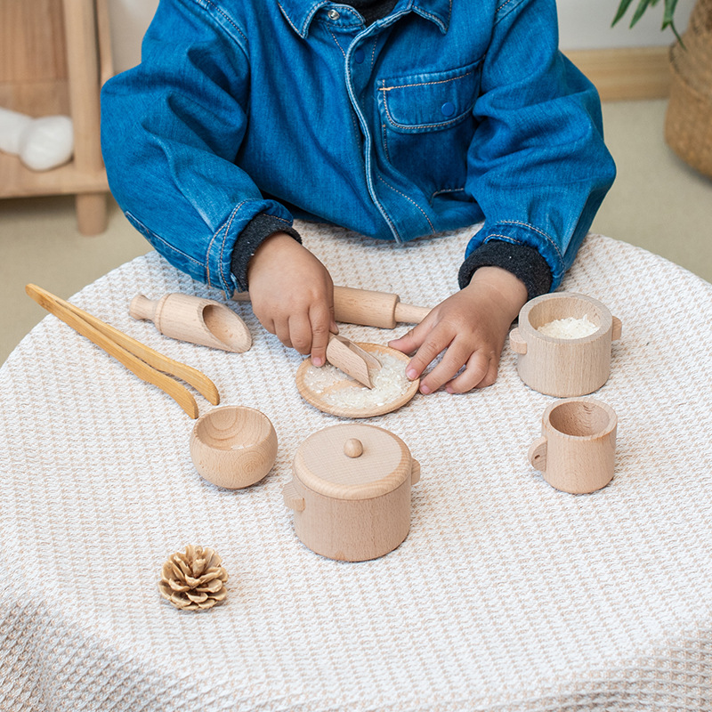Montessori Sensory Enlighten P - Kitchen Appliances Set recensione e prezzo